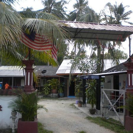 Hôtel Grimbun Chalet à Kuala Terengganu Extérieur photo